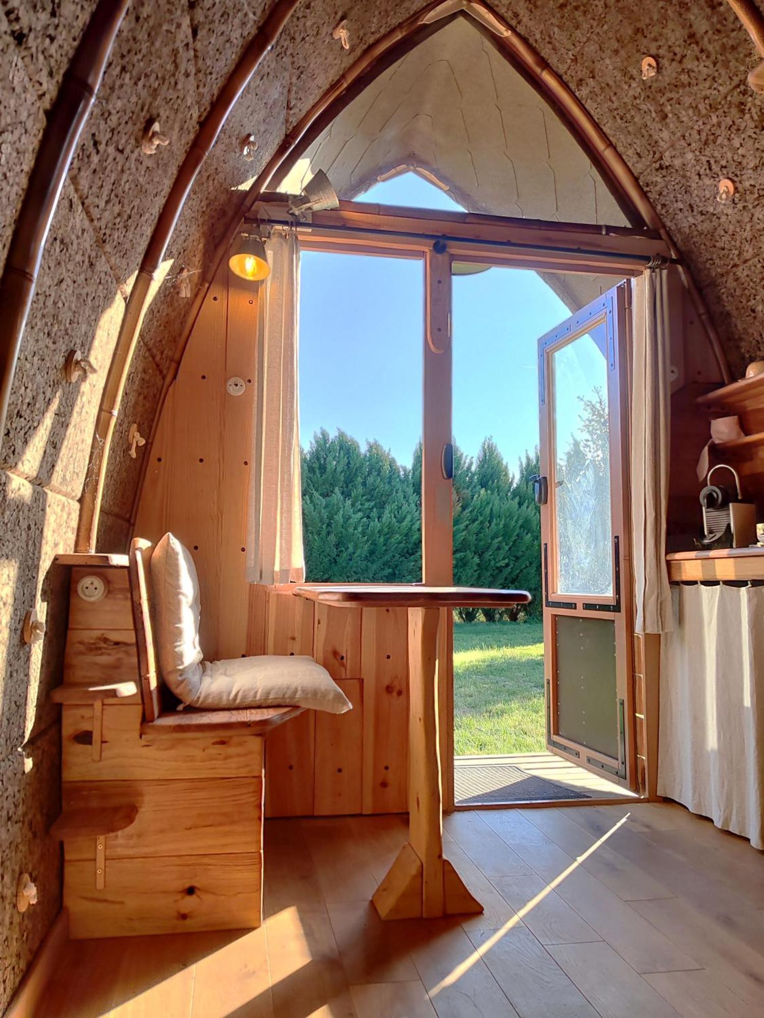 Homestay Un Jardin Sur La Colline Claveyson